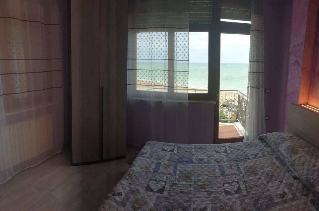 Sky Beach Civitanova Marche Exteriör bild