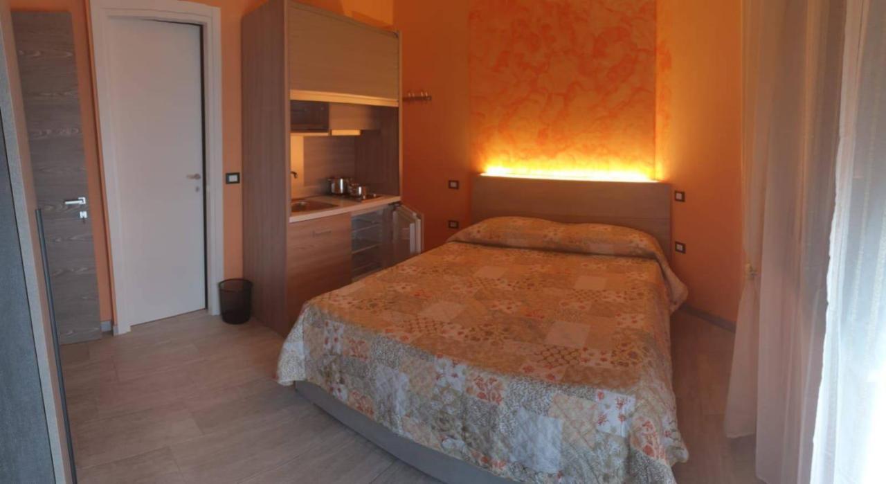 Sky Beach Civitanova Marche Exteriör bild